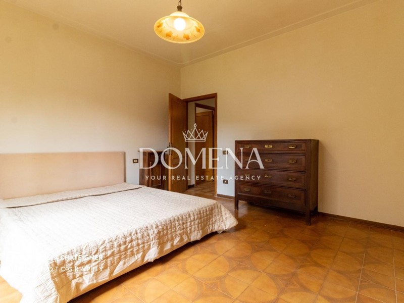 Appartamento in Vendita a Asciano, zona Arbia, 245'000&euro;, 122 m², arredato, con Box