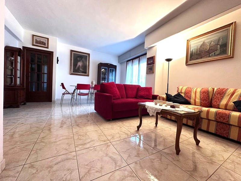 Appartamento in Vendita a Pisa, 295'000&euro;, 100 m², con Box