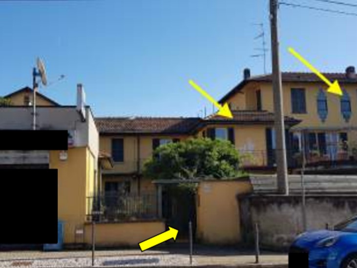 Appartamento in Vendita a Cavaria con Premezzo, 111'360&euro;, 237 m², con Box