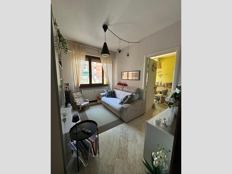 Trilocale in Vendita a Pisa, 245'000&euro;, 70 m², arredato, con Box