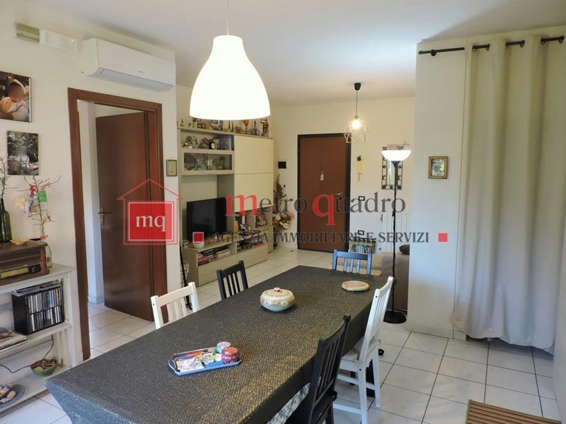 Quadrilocale in Vendita a Cascina, zona Casciavola, 198'000&euro;, 74 m², con Box