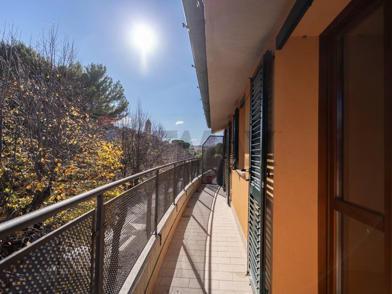 Quadrilocale in Vendita a Serra de' Conti, 110'000&euro;, 70 m²