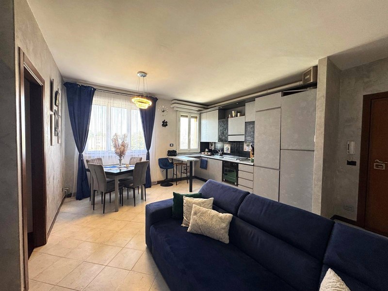 Trilocale in Vendita a Novi di Modena, 84'000&euro;, 63 m²