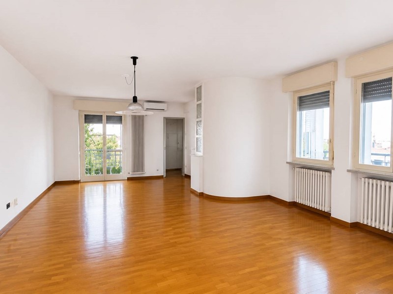 Trilocale in Vendita a Parma, 200'000&euro;, 98 m²
