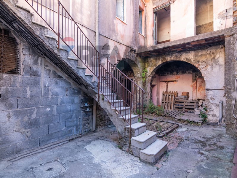 Quadrilocale in Vendita a Acireale, 30'000&euro;, 60 m²