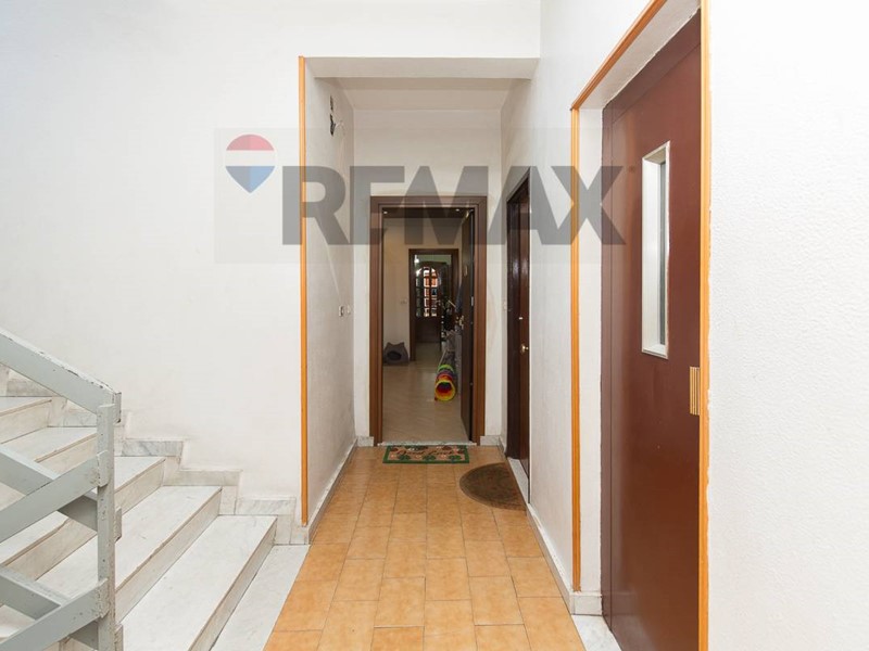 Trilocale in Vendita a Catania, 73'000&euro;, 75 m²