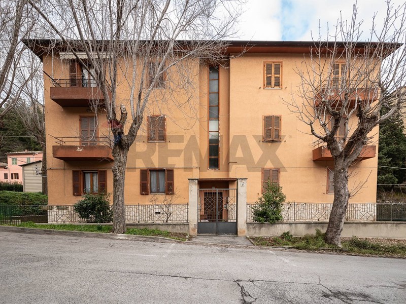 Appartamento in Vendita a Serra San Quirico, 38'000&euro;, 88 m²