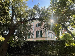 Appartamento in Vendita a Falconara Marittima, 260'000&euro;, 170 m²