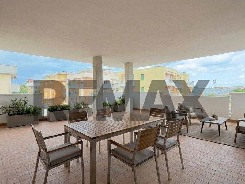 Attico in Vendita a Fano, 725'000&euro;, 217 m²