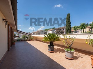 Quadrilocale in Vendita a Castelplanio, 126'000&euro;, 86 m²