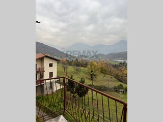 Trilocale in Vendita a Sovere, 48'000&euro;, 60 m²