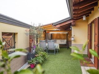 Attico in Vendita a Caravaggio, 277'000&euro;, 174 m²