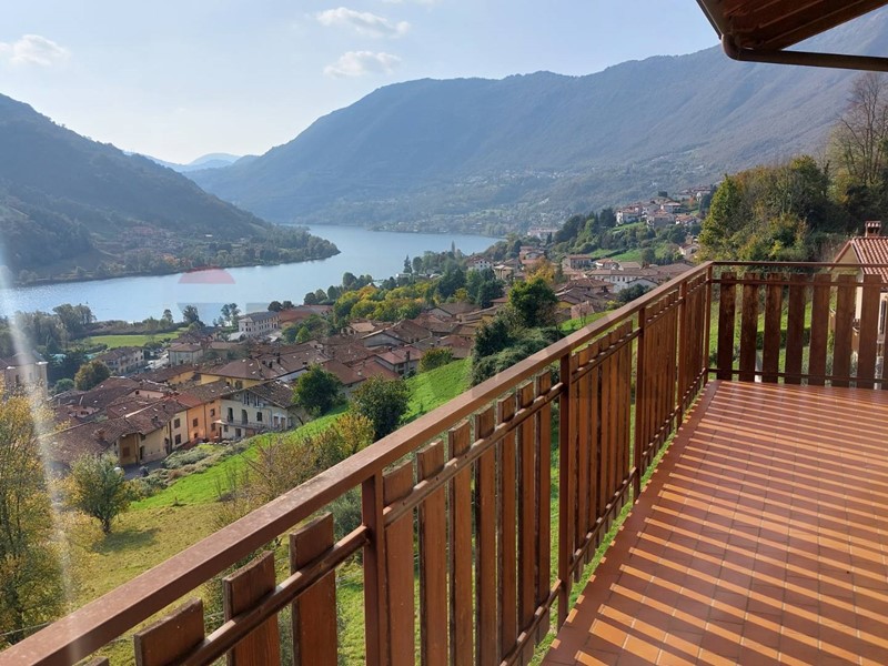 Bilocale in Vendita a Endine Gaiano, 78'000&euro;, 70 m²