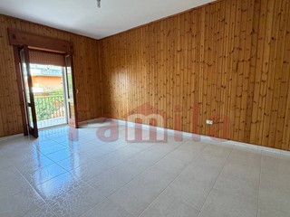 Quadrilocale in Affitto a Quadrelle, 470&euro;, 100 m²