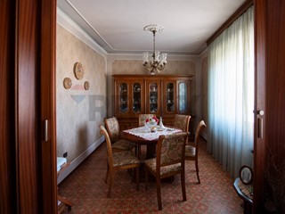 Appartamento in Vendita a Castelleone di Suasa, 63'000&euro;, 120 m²