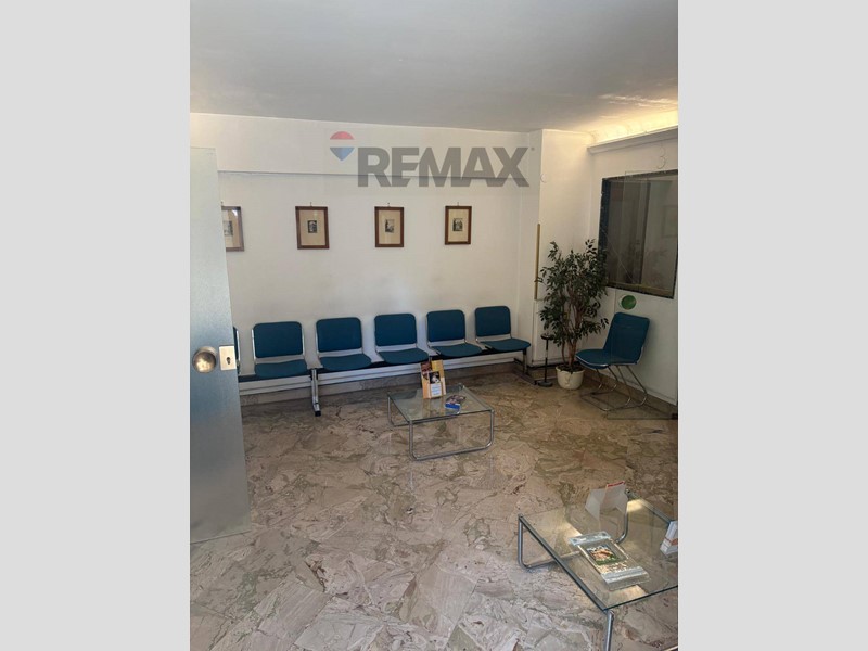 Appartamento in Affitto a Palermo, 1'500&euro;, 200 m²