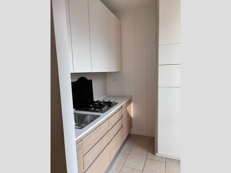 Monolocale in Affitto a Como, 750&euro;, 29 m²