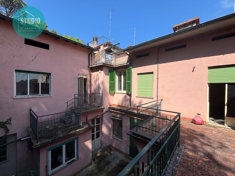 Quadrilocale in Vendita a Marsciano, 59'000&euro;, 130 m²