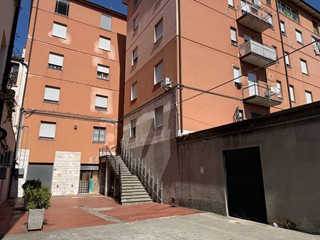 Trilocale in Vendita a Savignano sul Panaro, 120'000&euro;, 100 m²