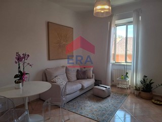 Bilocale in Vendita a Roma, 210'000&euro;, 63 m²