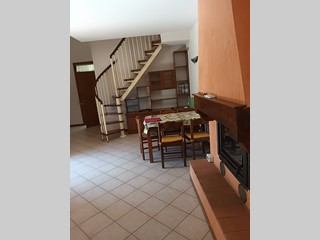 Trilocale in Vendita a Montespertoli, 210'000&euro;, 75 m²