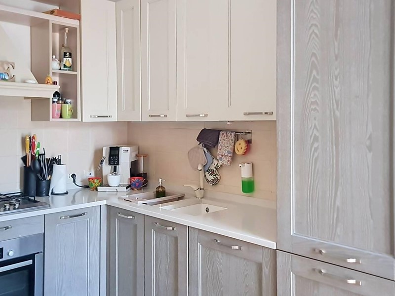 Trilocale in Vendita a Lainate, 242'000&euro;, 80 m², arredato