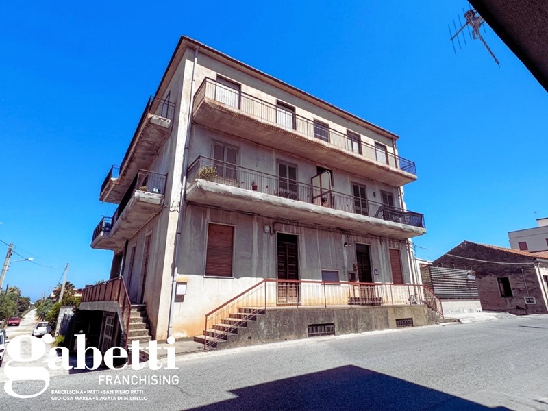 Quadrilocale in Vendita a Capo d'Orlando, 180'000&euro;, 163 m², arredato