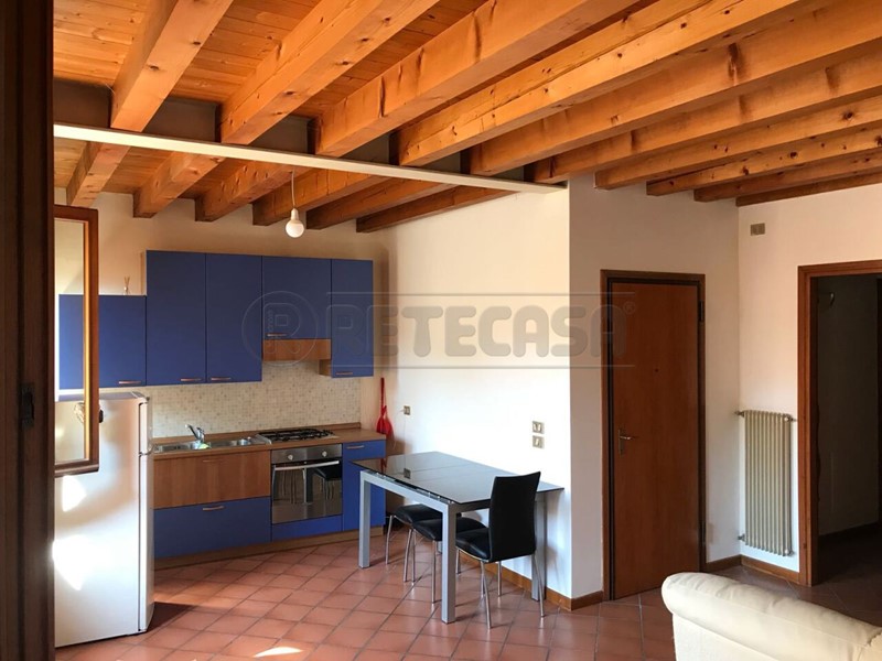 Trilocale in Affitto a Bassano del Grappa, zona BASSANO c. storico, 650&euro;, 60 m²