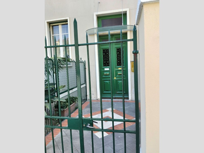 Appartamento in Vendita a Sanremo, 300'000&euro;, 118 m²