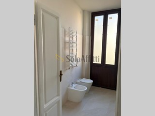Quadrilocale in Affitto a Busto Arsizio, 1'500&euro;, 145 m²