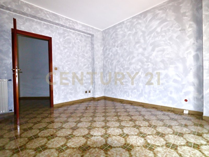 Trilocale in Vendita a Palermo, 125'000&euro;, 113 m²