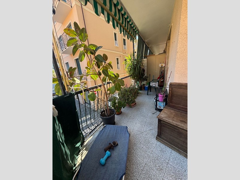 Bilocale in Vendita a Taggia, zona Arma Di Taggia, 165'000&euro;, 55 m²