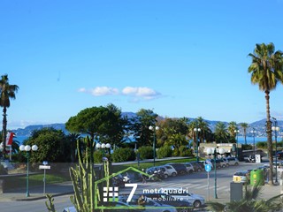 Quadrilocale in Affitto a Chiavari, zona Lungomare, 800&euro;, 90 m², arredato