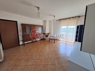 Quadrilocale in Vendita a Scarperia e San Piero, 170'000&euro;, 90 m², con Box