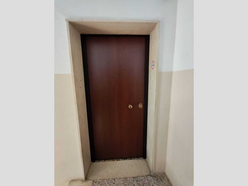 Trilocale in Vendita a Brindisi, 52'000&euro;, 100 m²