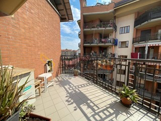 Trilocale in Affitto a Torino, zona Aurora, 550&euro;, 83 m², arredato