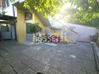 Trilocale in Vendita a Lamporecchio, zona Cerbaia, 130'000&euro;, 70 m², con Box