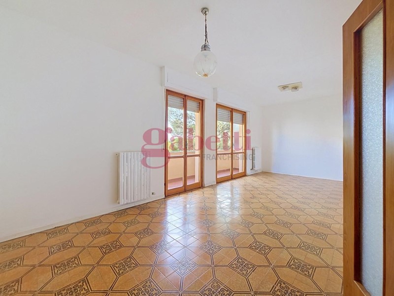 Appartamento in Vendita a Pisa, 250'000&euro;, 130 m²