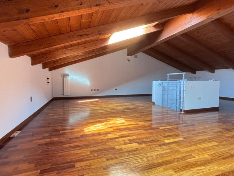 Quadrilocale in Vendita a Cascina, 245'000&euro;, 107 m²