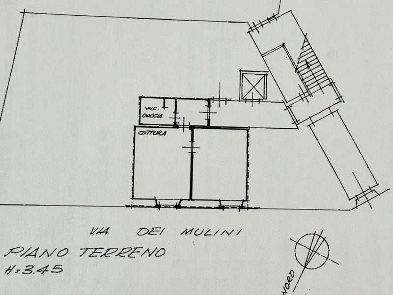 Bilocale in Vendita a Livorno, 80'000&euro;, 55 m²