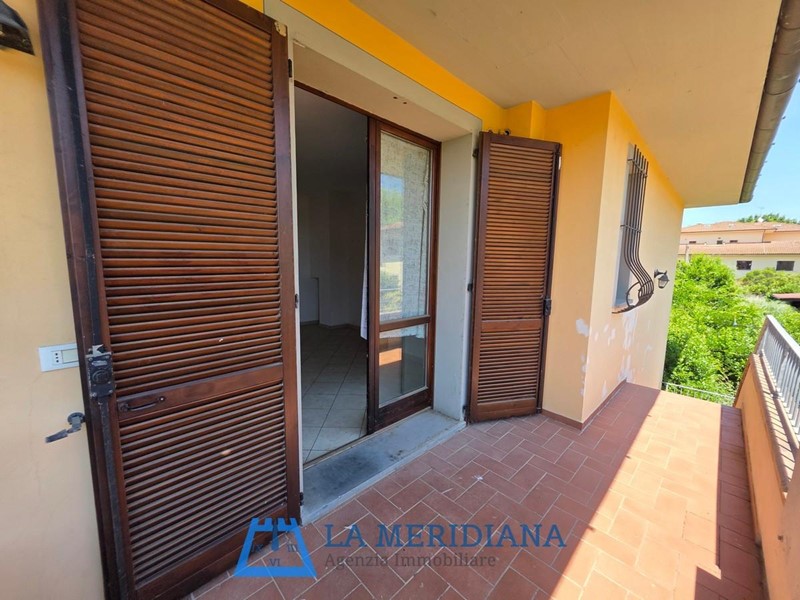 Quadrilocale in Vendita a Larciano, zona Castelmartini, 160'000&euro;, 75 m², con Box