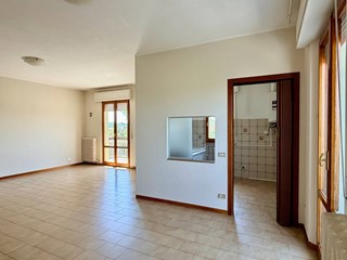 Quadrilocale in Vendita a Monte San Vito, 138'000&euro;, 130 m²