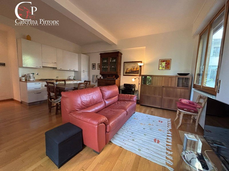 Bilocale in Vendita a Firenze, 269'000&euro;, 71 m²