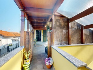 Bilocale in Vendita a Lentate sul Seveso, 230'000&euro;, 109 m²