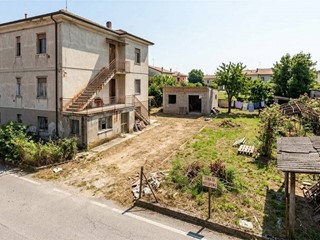 Appartamento in Vendita a Vicopisano, 198'756&euro;, 211 m²