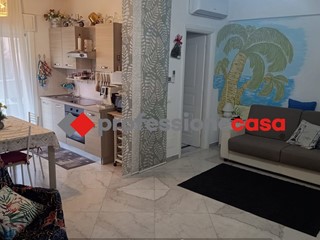 Monolocale in Vendita a Pomezia, 140'000&euro;, 40 m², con Box