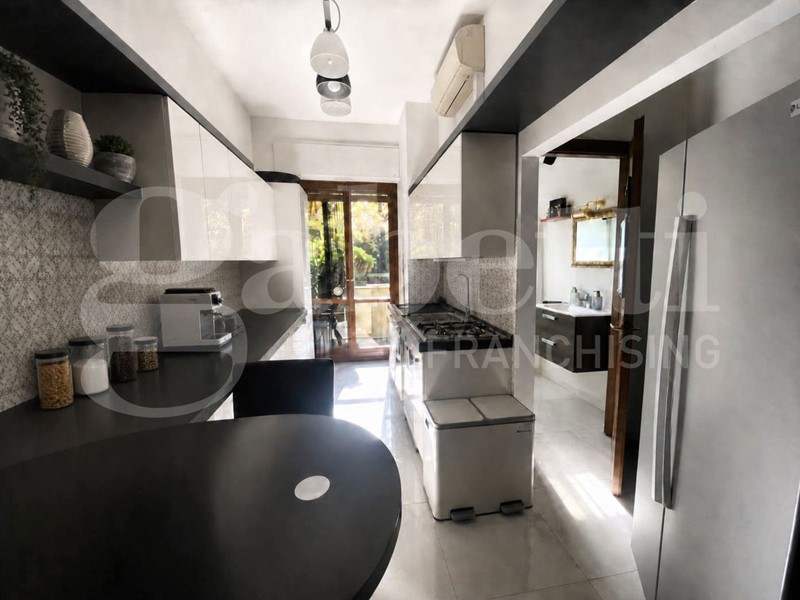 Quadrilocale in Vendita a Milano, 599'000&euro;, 137 m², con Box