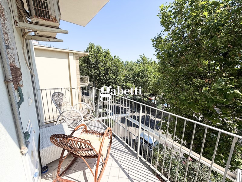 Trilocale in Vendita a Rimini, 350'000&euro;, 80 m², arredato