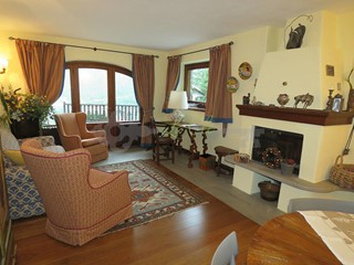 Trilocale in Affitto a Courmayeur, zona Centrale, 16'500&euro;, 85 m², arredato, con Box