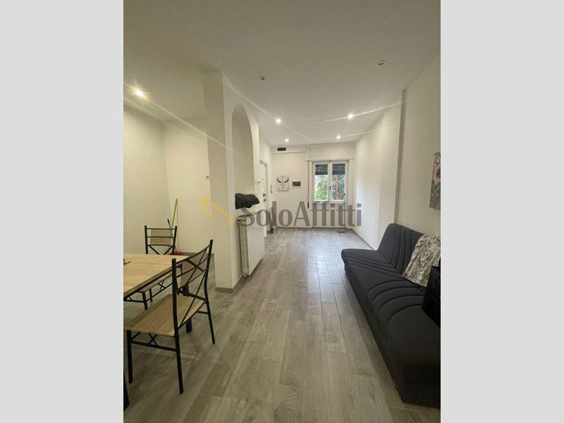 Trilocale in Affitto a Frosinone, 500&euro;, 70 m², arredato